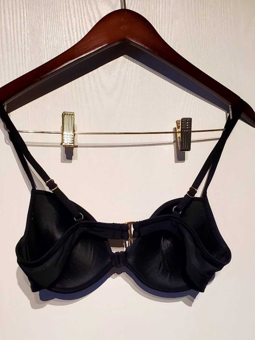 Women's Black Bikini Top W/Padded Bra - Size Med - Mint Condition - Save $